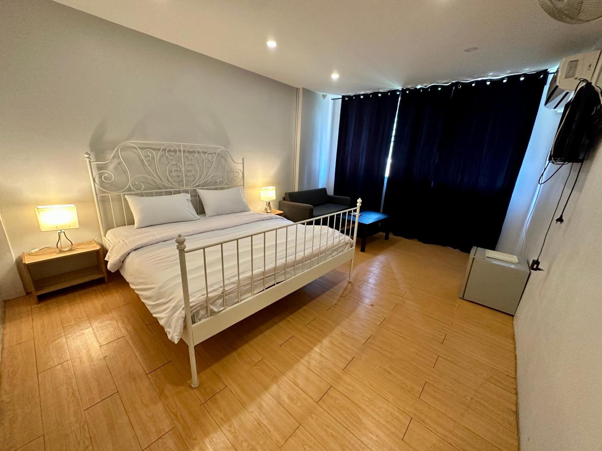 The Cute Silom Hostel Банкок Стая снимка