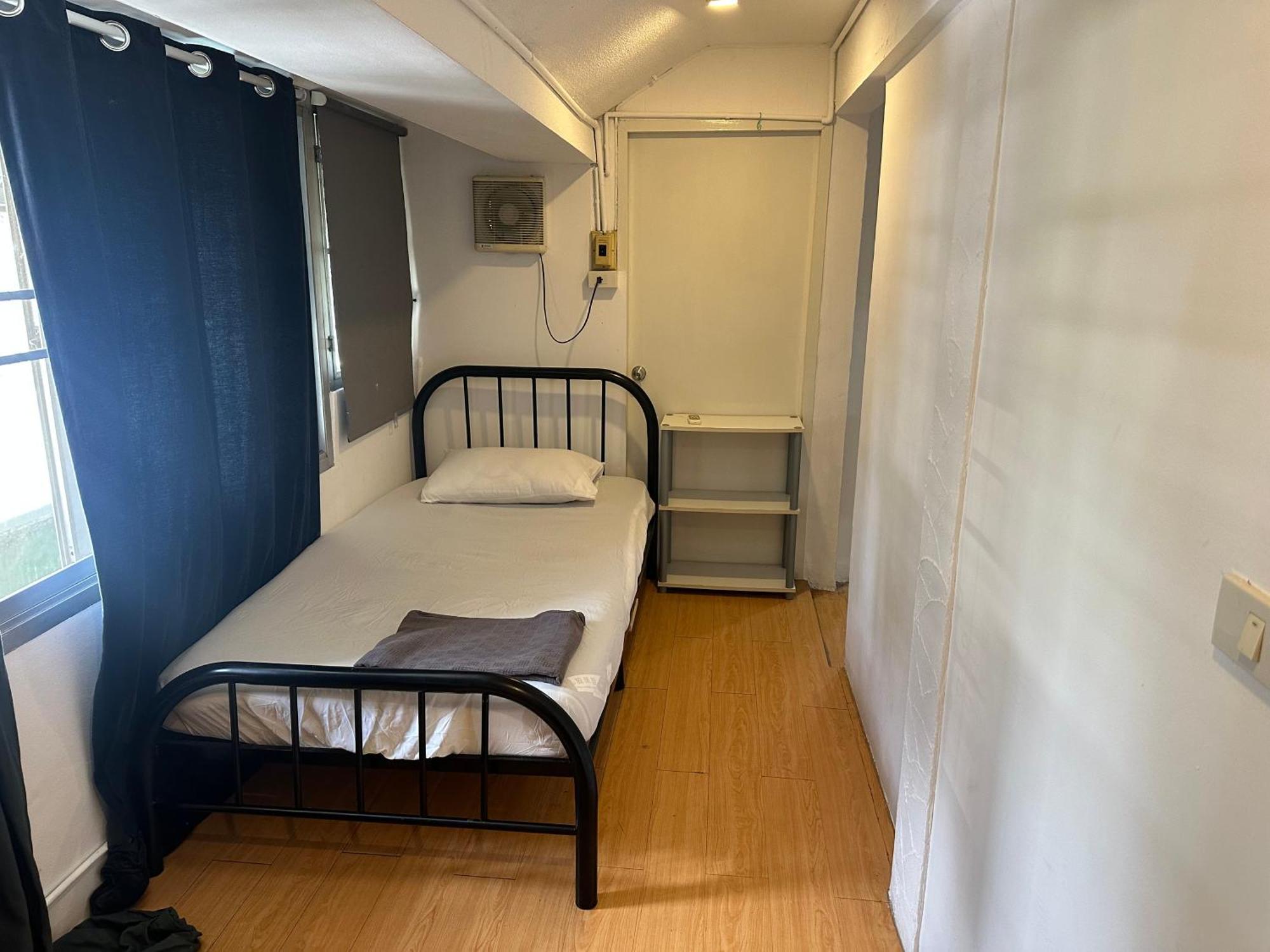 The Cute Silom Hostel Банкок Екстериор снимка